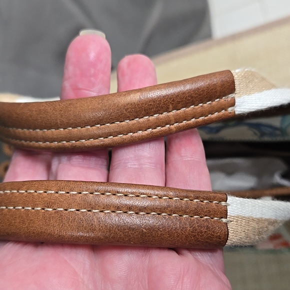 * SALE PRICE Coach VINTAGE Hampton Multicolor Patchwork Tote " No Hang Tag" - Picture 16 of 16